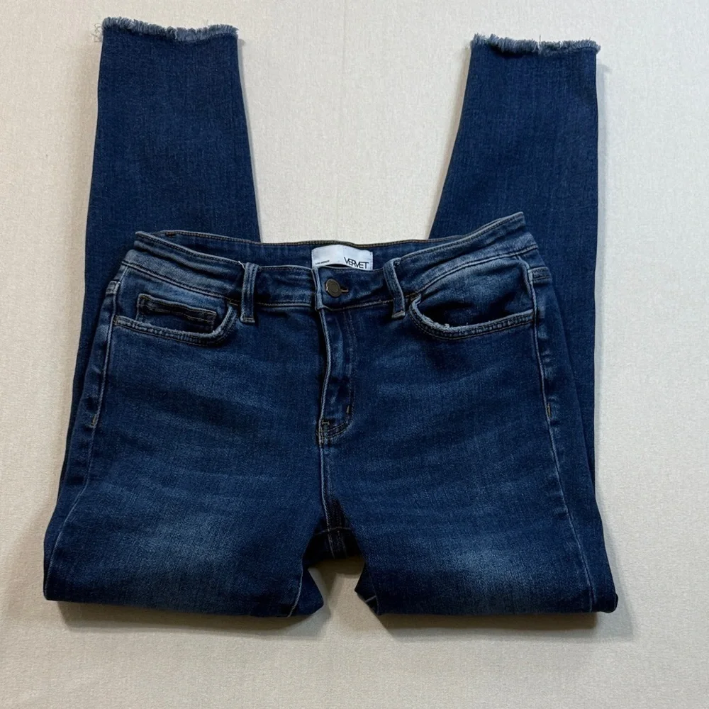 Vervet Women's Classic Blue Ankle Jeans - Picture 1 of 8